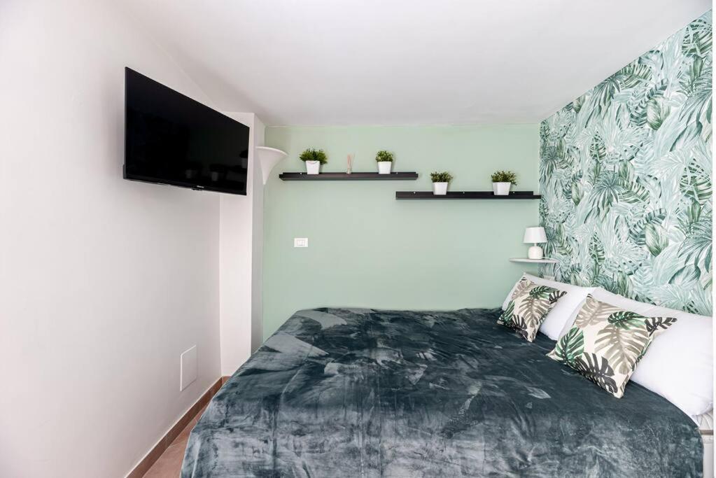 Lungaretta Flat Trastevere Roma